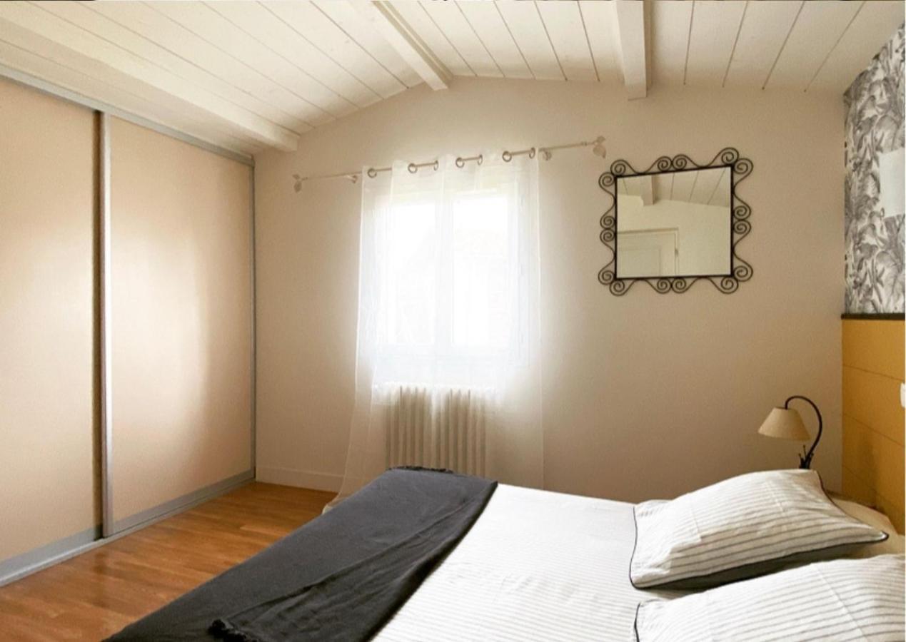 Gite Botiga Saint-Jean-le-Vieux  Zewnętrze zdjęcie